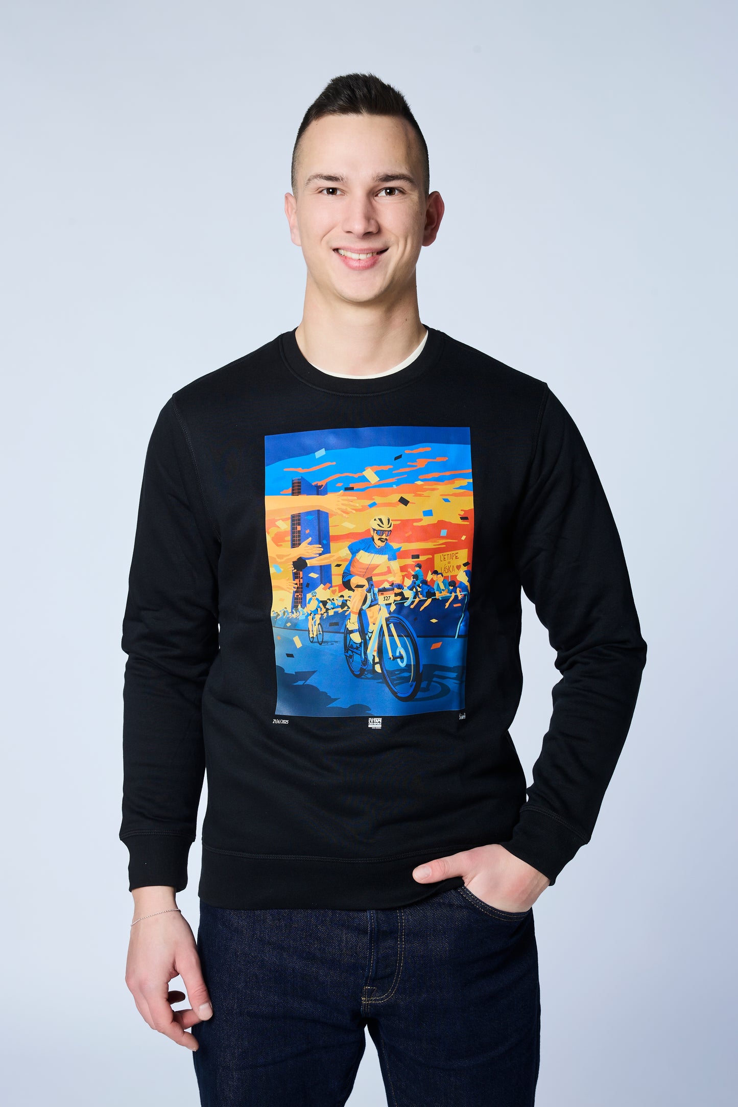 Černá mikina s motivem Kopcovité L'Etape 2025