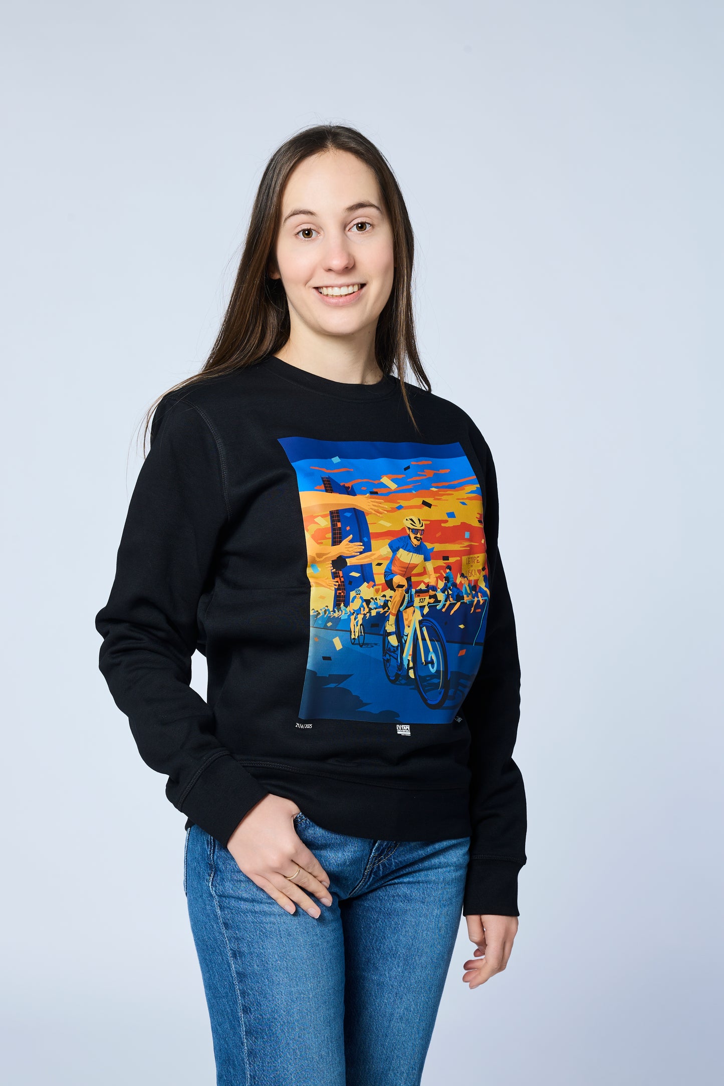 Černá mikina s motivem Kopcovité L'Etape 2025